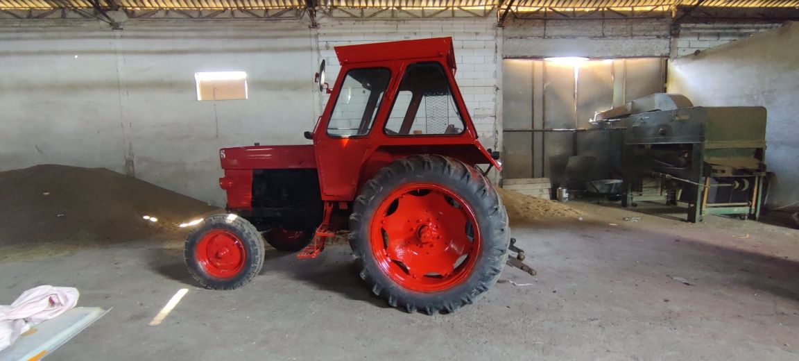 Tractor Utb  650