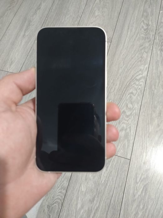 iPhone 13 128GB Alb