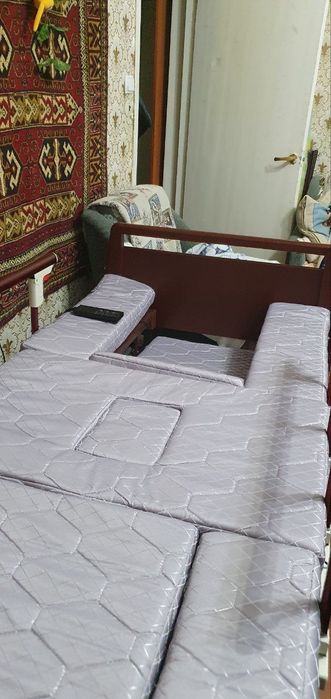 Продам функциональную кровать для лежачих больных. Сделана на заказ