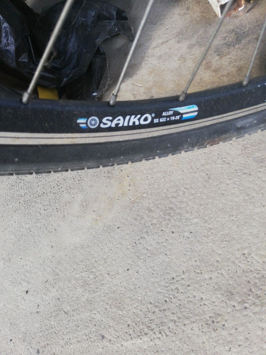 Bicicleta cadru aluminiu  roti aluminiu