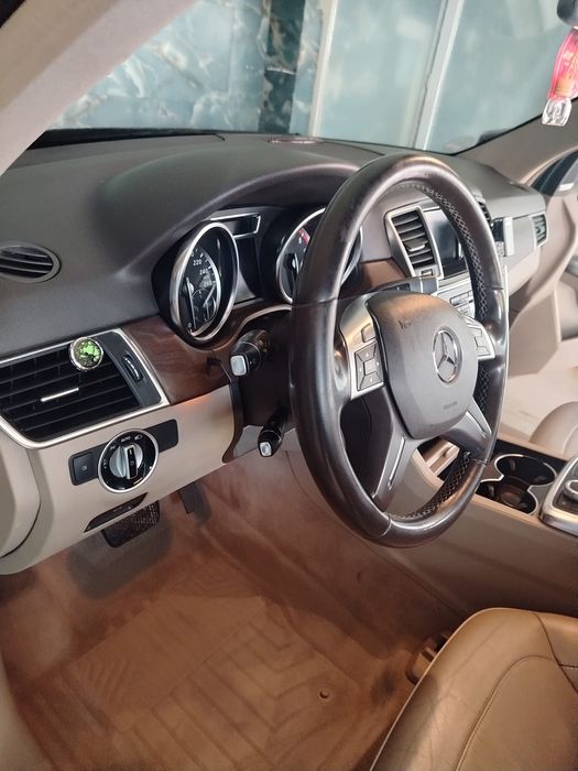 Vand Mercedes Ml350