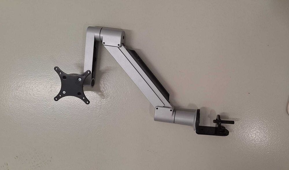 Стойки за монитор