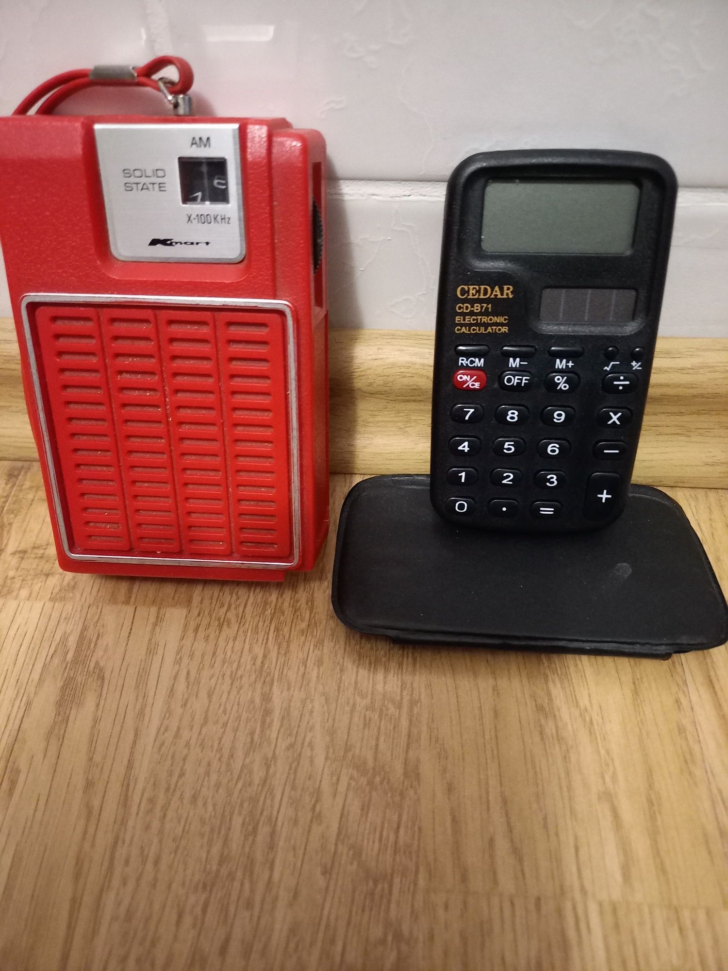 KMART radio hong kong,Ceas QUARTZ breloc sigilat,CEDAR calculator