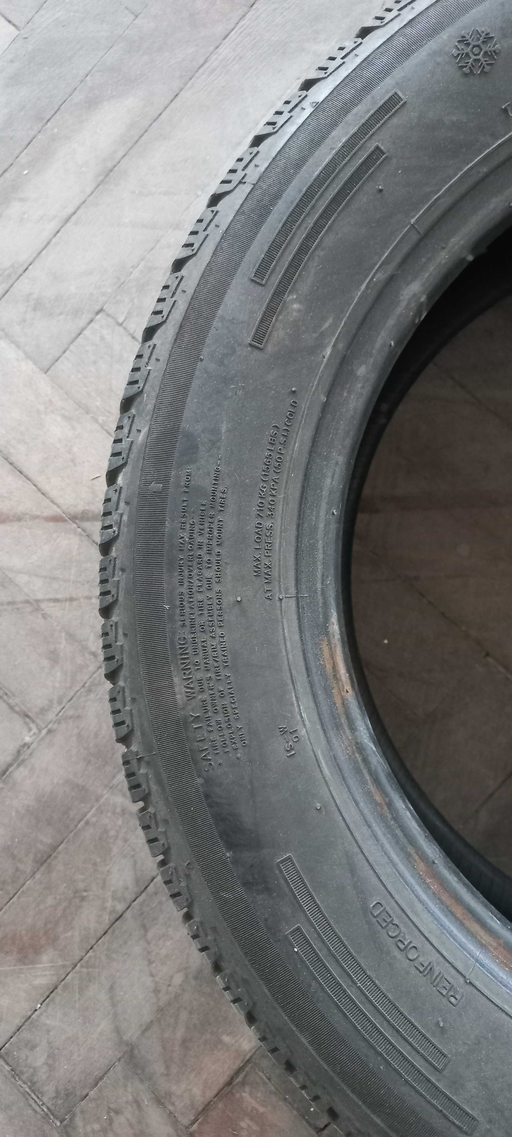 Продавам 4 броя  гуми,размер 205/16