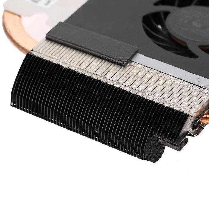 Ventilator CPU cu laptopul Lenovo Legion sau CPU HP Compaq