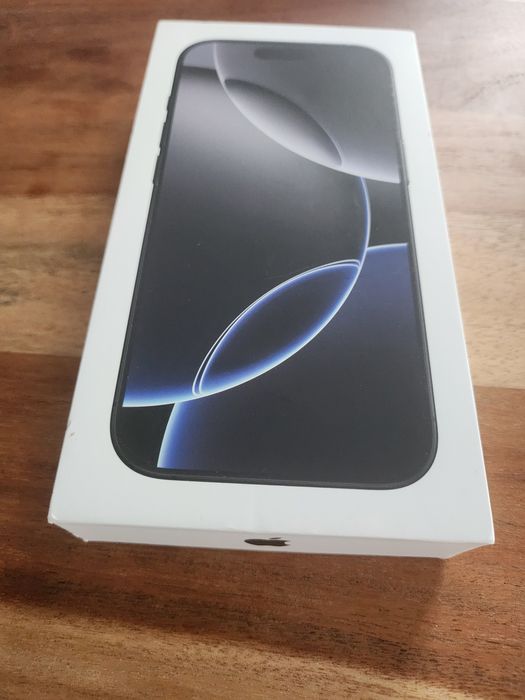 Vand Iphone 16 pro 128gb nou cu garantie 2 ani