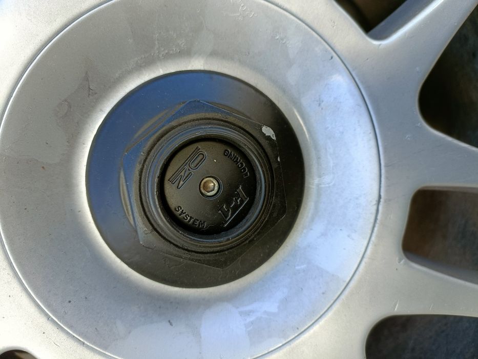 Jante modulare Oz Racing F1 18" 4x108 8j plus Anvelope 205/40/r18