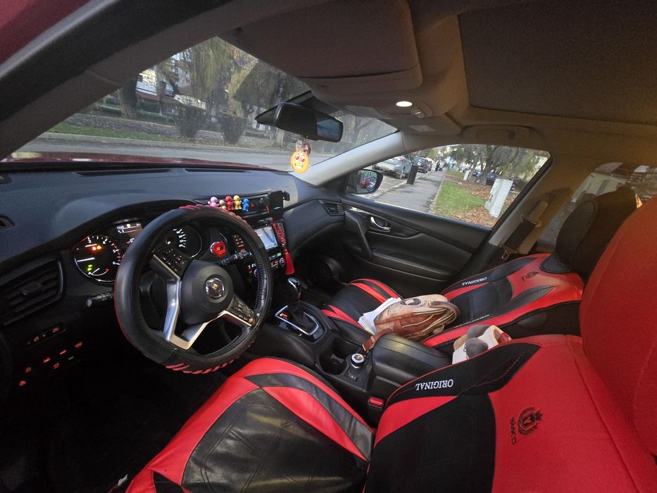 Nissan X-Trail 4x4 automat