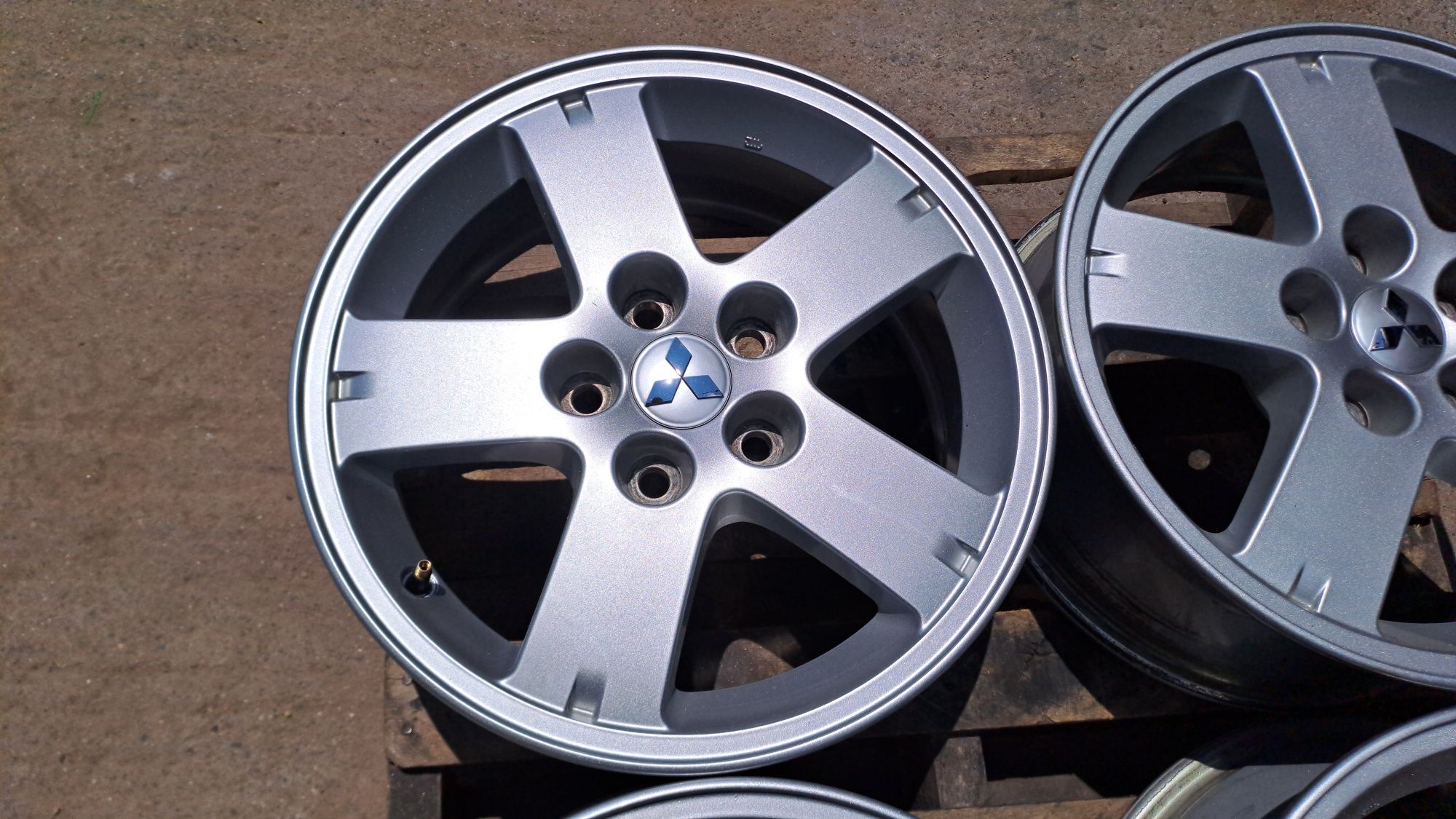 16" 5X114.3mm Mitsubishi. 5х114.3мм Митсубиши