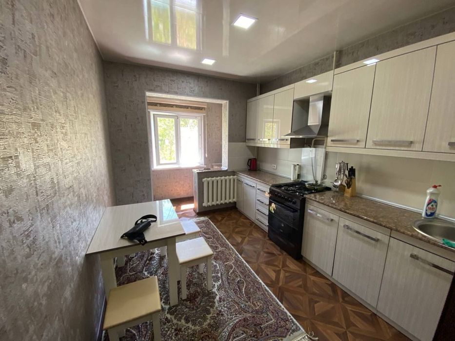 Продается квартира Ц-1   Своя  2/4/9