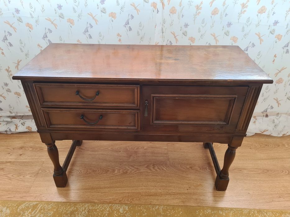 Noptiera vintage lemn
