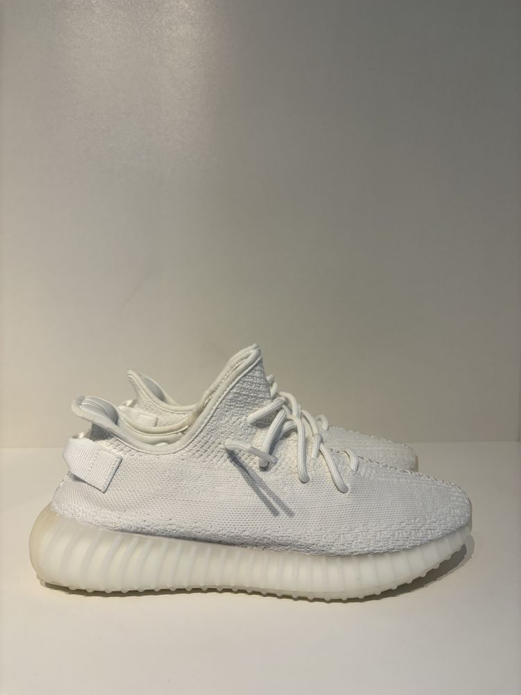 Yeeazy 350 (Triple White)
