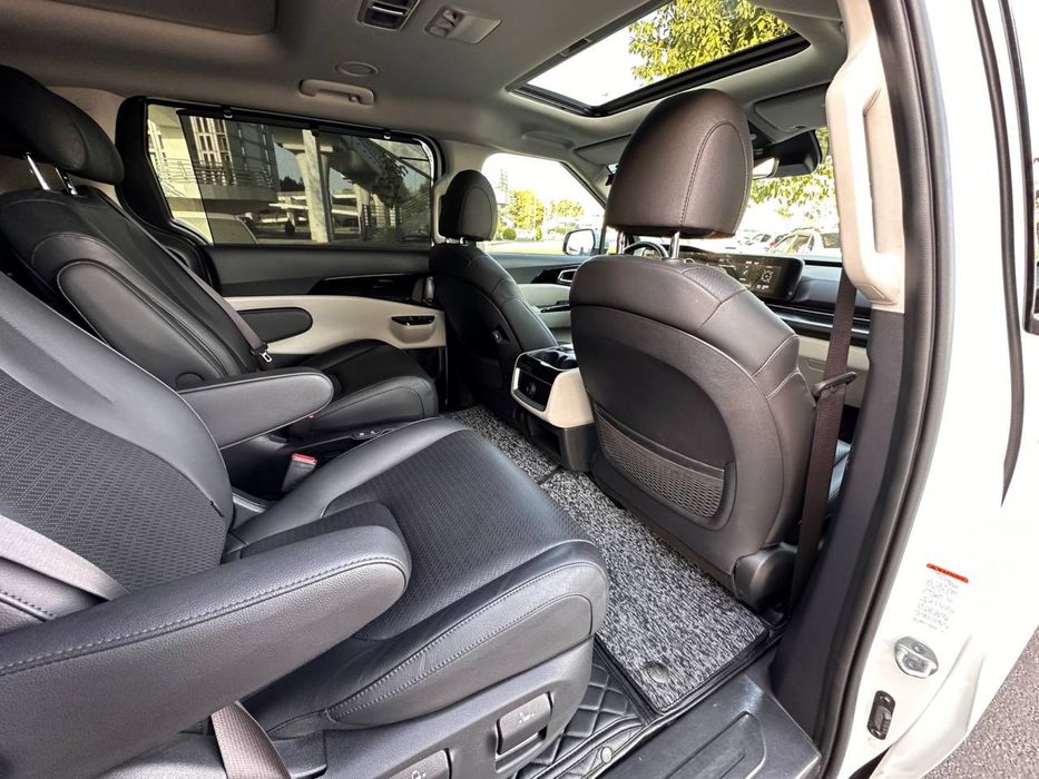 Продаётся Kia Carnival Full 7-ми местная 3.5L Год 2023/2024