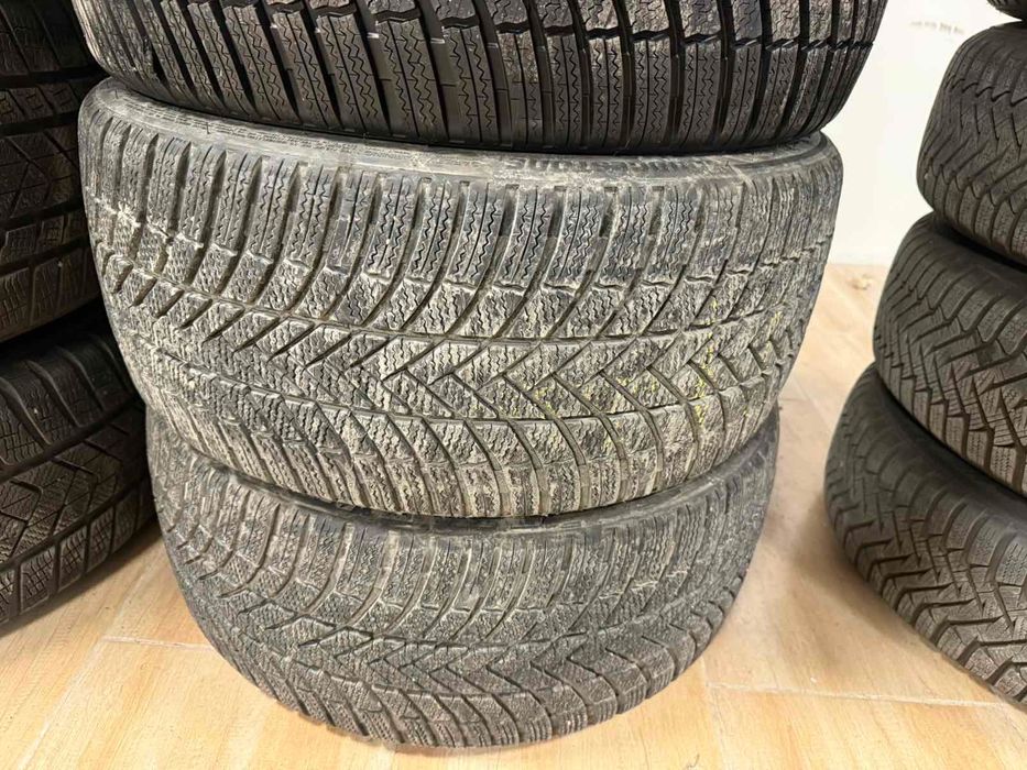 Bridgestone Blizak LM005 275/30/20, 245/35/20