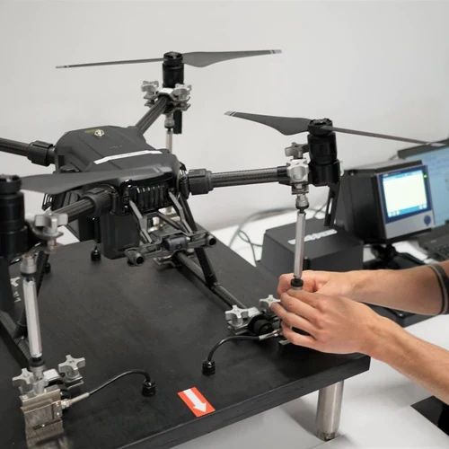 Service Drone Reparații, Diagnostic, Upgrade