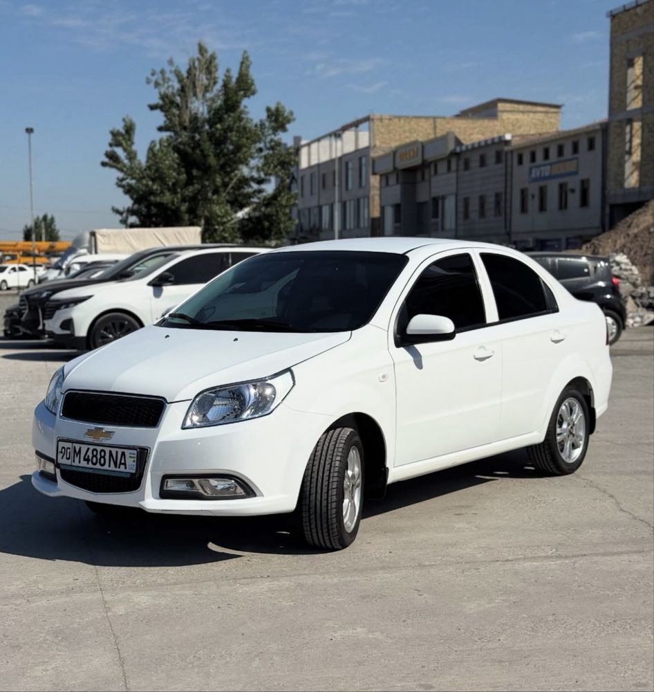 Продам Nexia 3 механика