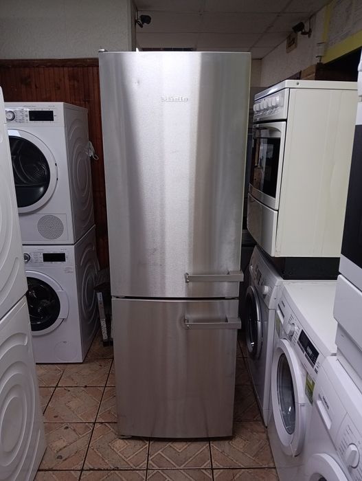 Иноксов комбиниран хладилник с фризер Миеле Miele с 2 години гаранция!