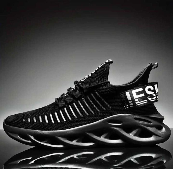 Мъжки спортни обувки/маратонки 43 номер