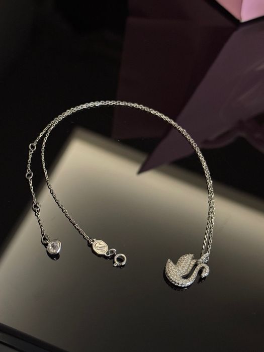 Swan Swarovski колие