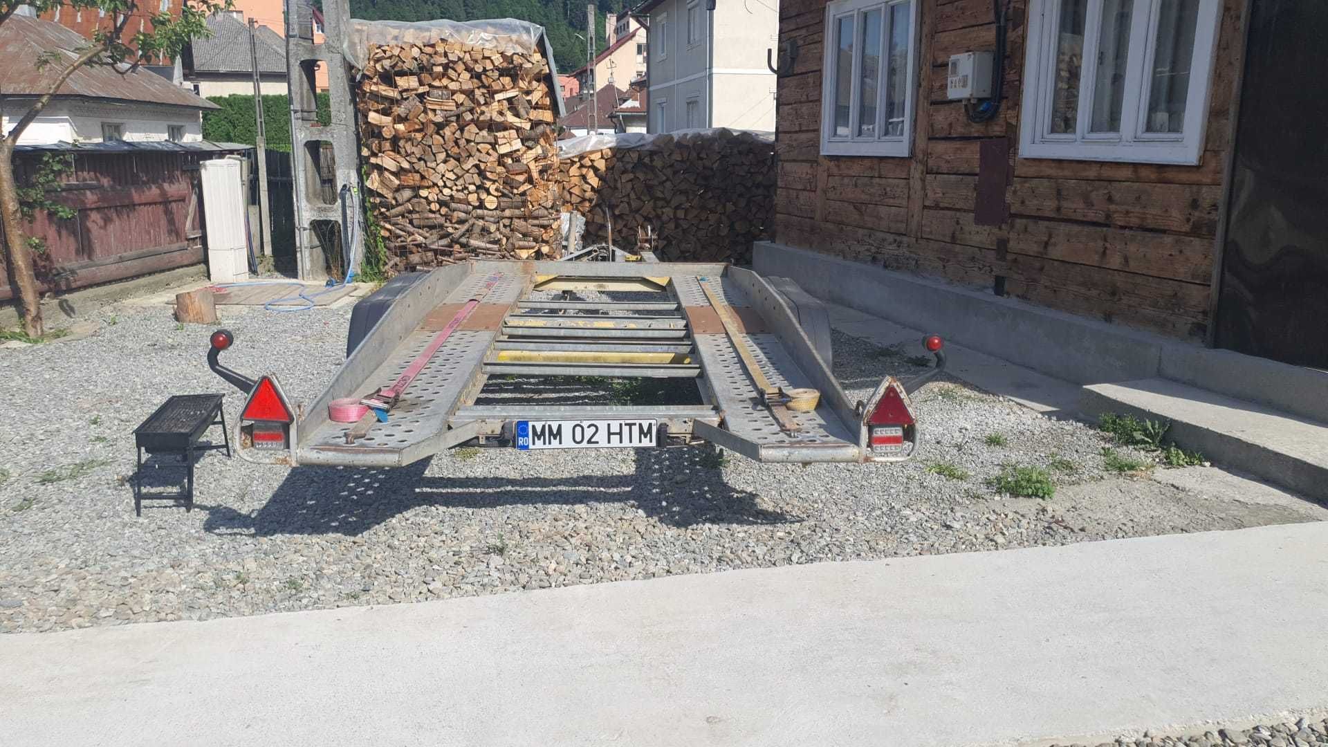Vând trailer in stare buna