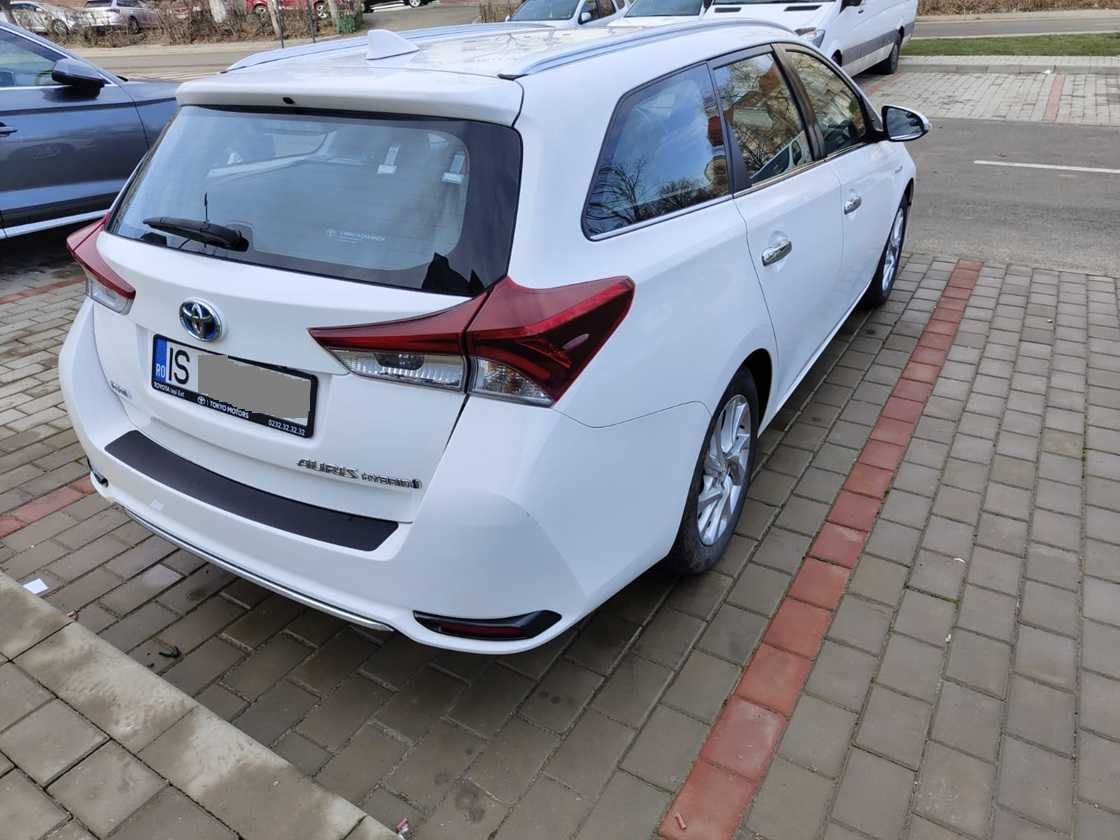 Toyota Auris Hybrid 1.8 VVT-i  2016-Hibrid+Electric+GPL-cutie automată