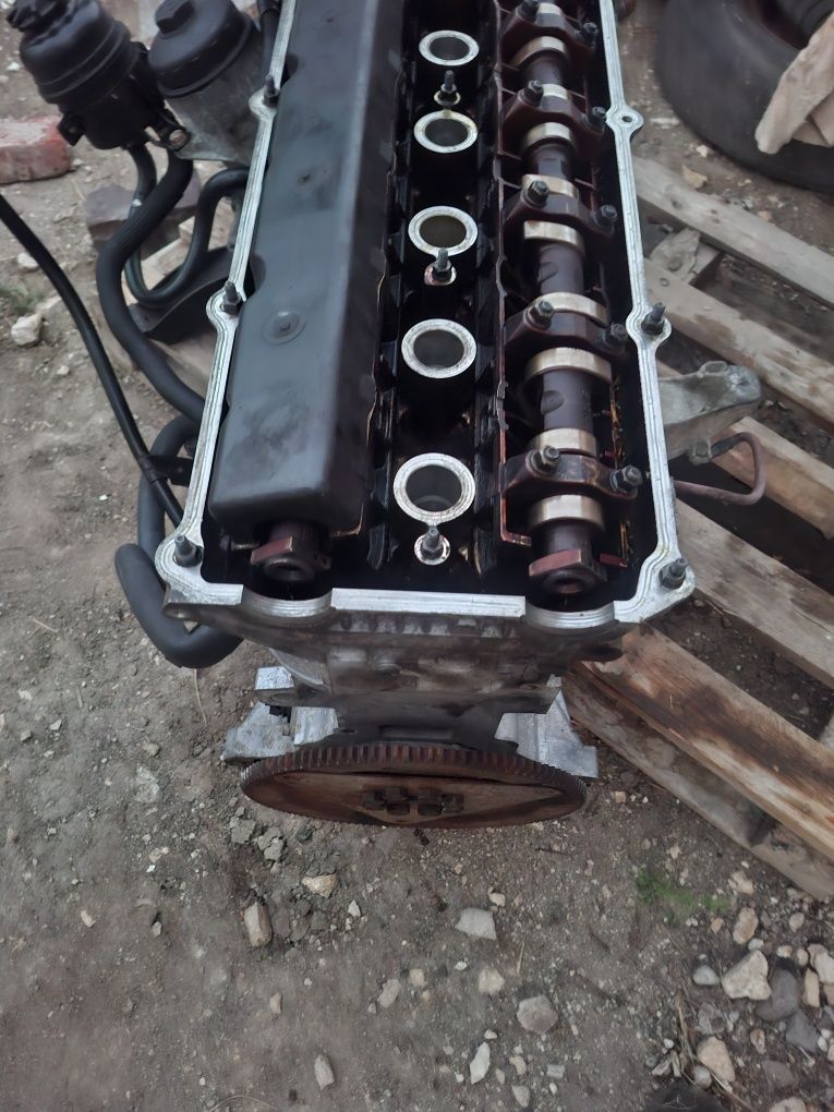 Bmw Бмв Двигател M54B22 бензин