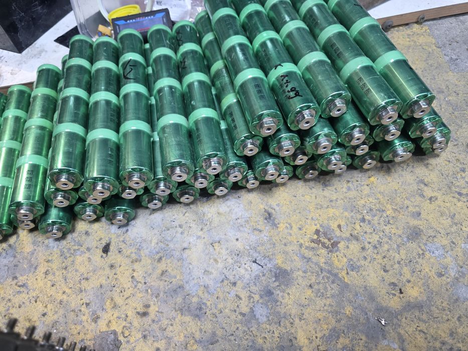 Vând baterii pentru panouri solar