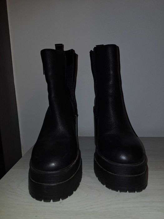 Botine pentru domnișoare