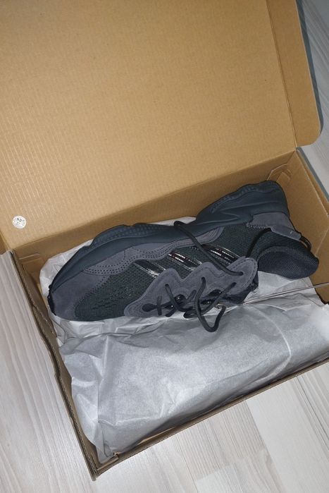 Vând Adidas Ozweego 43 1/3 Originali
