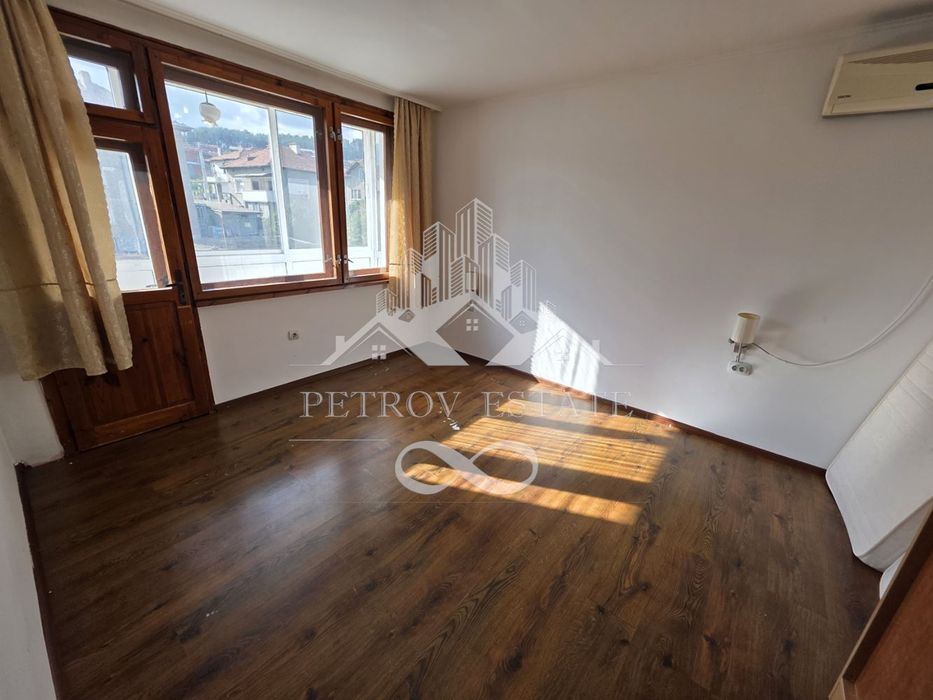 3-стаен в Пазарджик, област-гр.Велинград площ 115 цена 113500 + ТАВАН