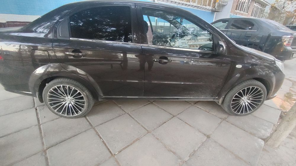 Продаются сака диски R17