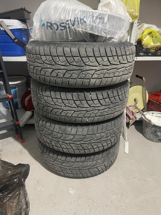 Продаю комплект зимних шин Sailun Ice Blazer WST1 215/60 R16 на дисках