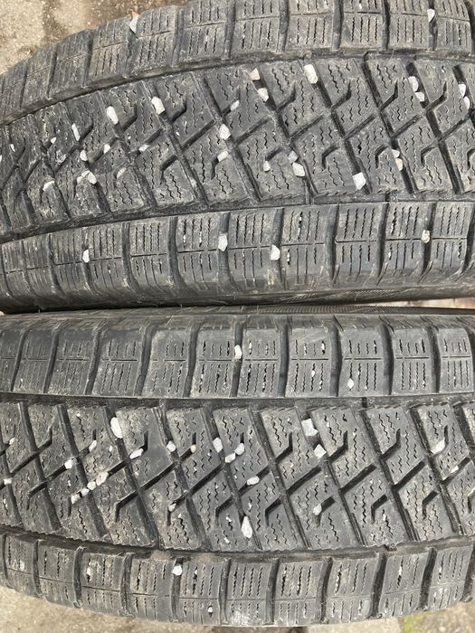 Зимни бусове гуми