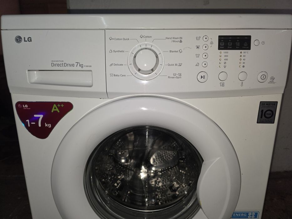 Masina de spălat LG 7kg 1000 rotații