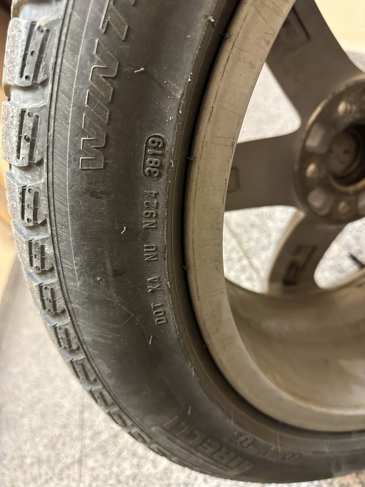 Jante Audi 17 ET28 + anvelope iarna Pirelli Winter Sottozero 225 50 17