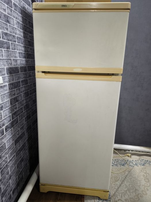 Продам холодильник