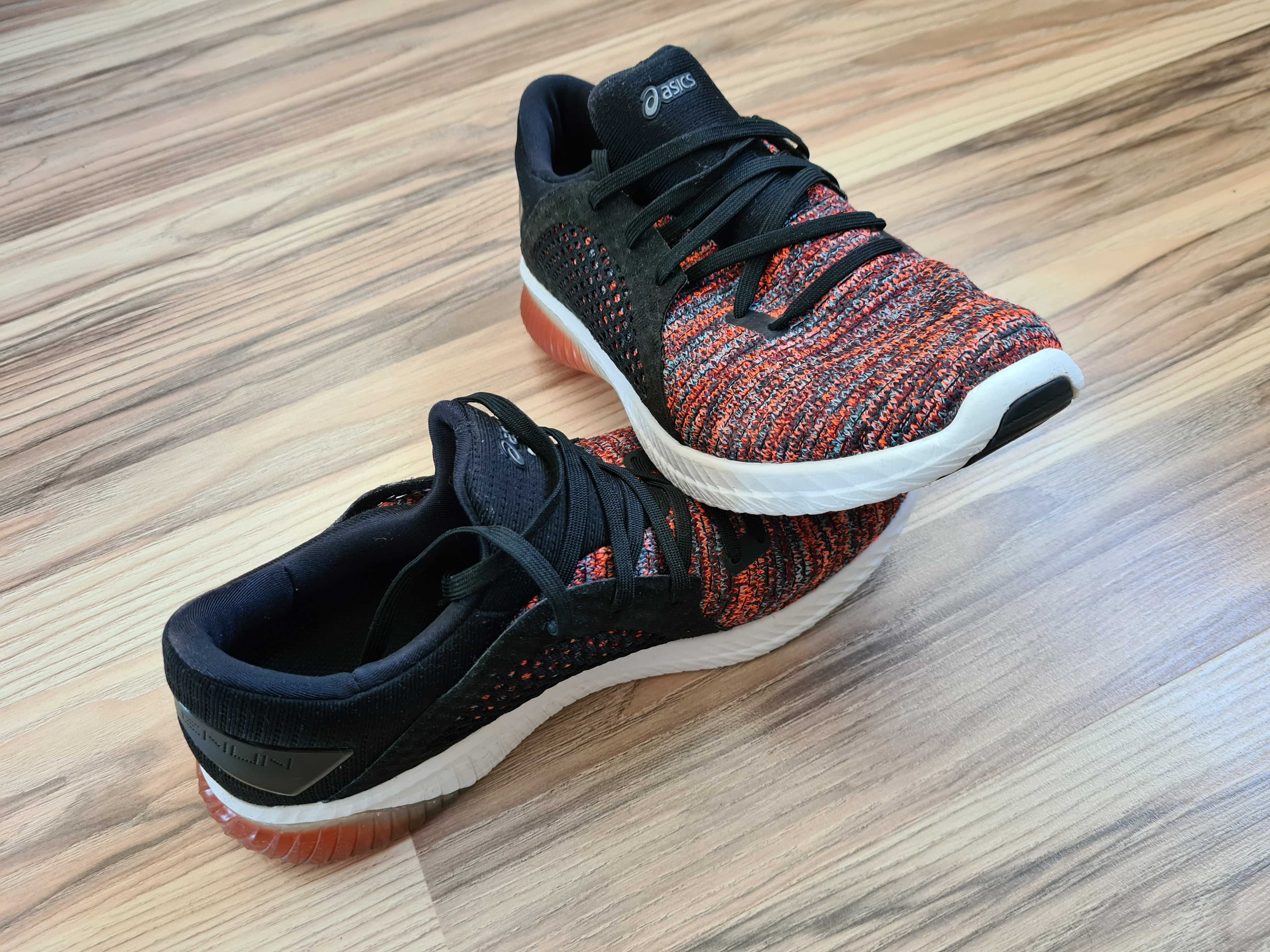 Продавам маратонки ASICS модел GEL-KENUN KNIT