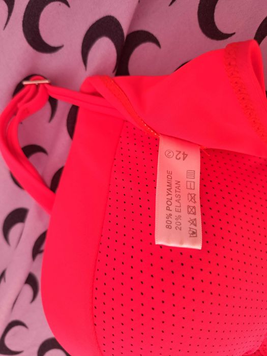 Женски бански костюм