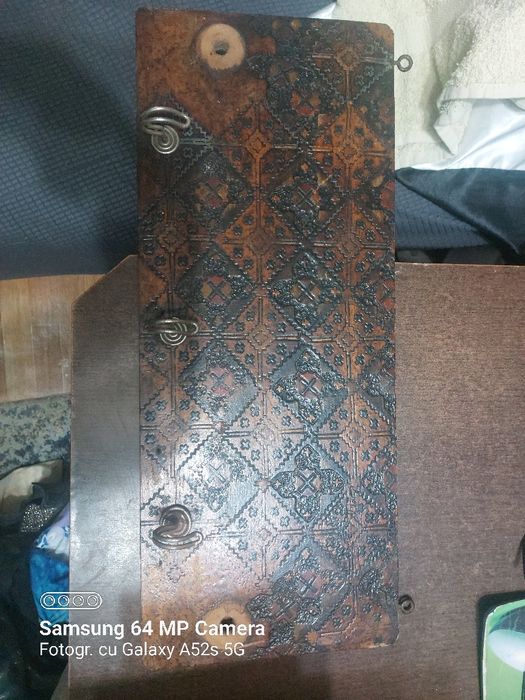 Cuier brancovenesc de lemn,perioada interbelica