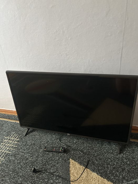 Телевизор LG диагональ 108