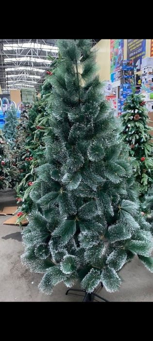Ёлка, 2м.40см, новая, 25000 тг.