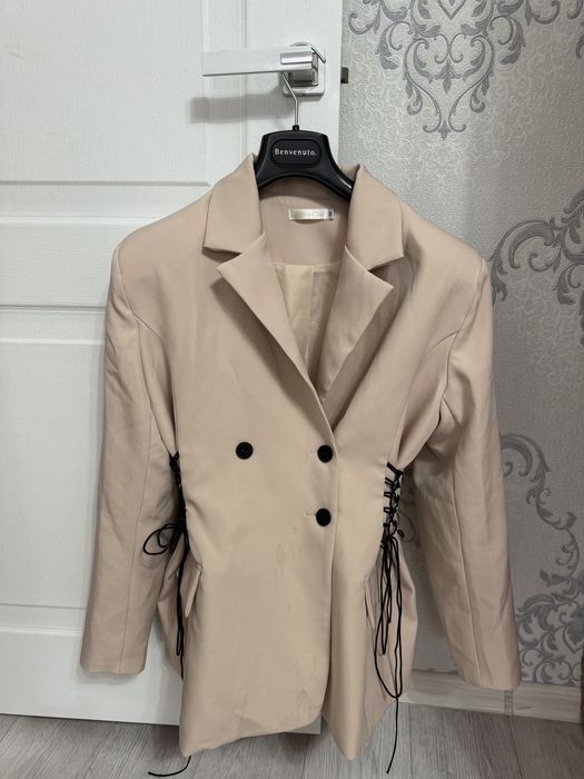 Пиджак стильный