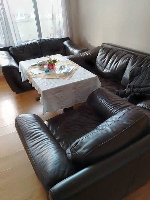 кожени дивани и фотьойл