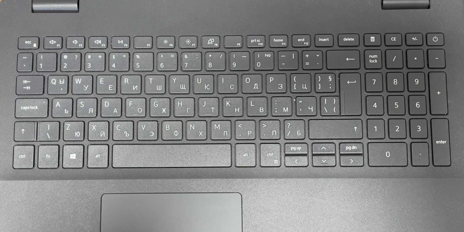 Лаптоп Dell Vostro 3500 ГАРАНЦИЯ!!!