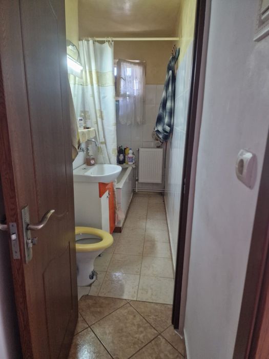 Apartament cu 2 camere la etajul 4