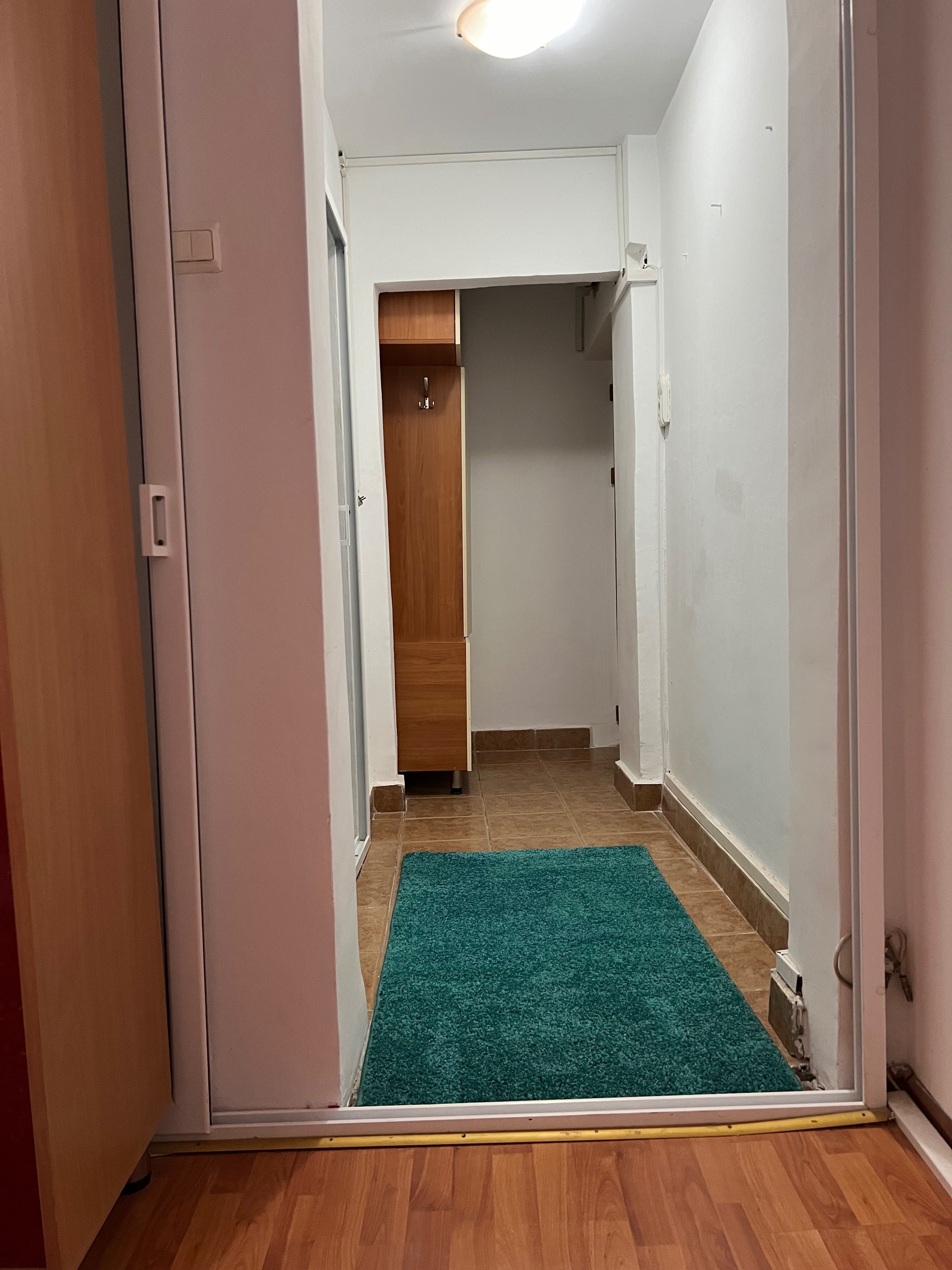 Apartament de închiriat cu 2 camere!