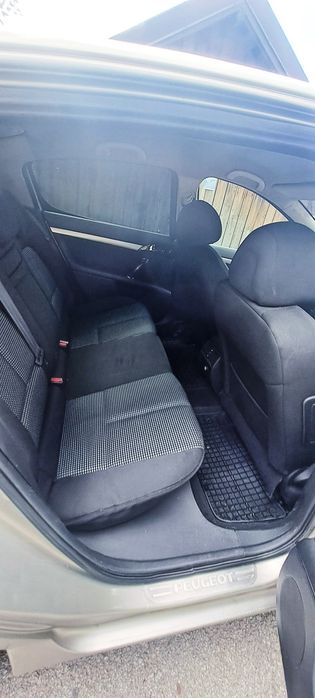 Peugeout 407 facelift