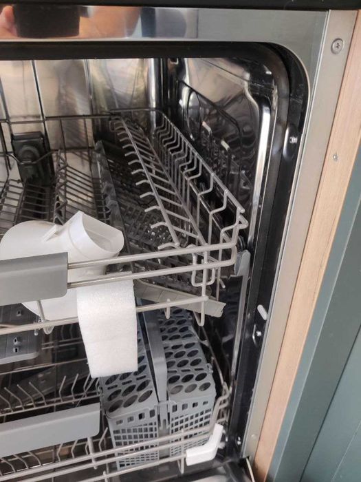 Встраиваемая посудомоечная машина Hansa ZIM635KH