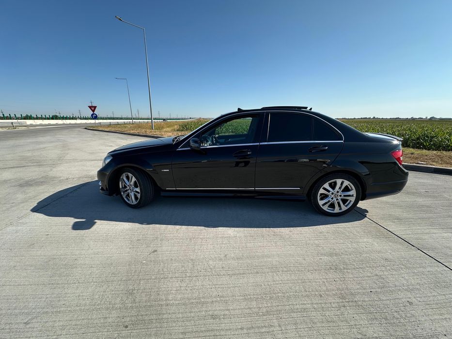 Vând Mercedes-C Class pachet AMG