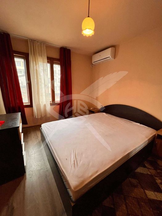 Дава се под наем Тристаен апартамент в Варна, Колхозен пазар - 85 кв.м за 600 € - Снимка #2